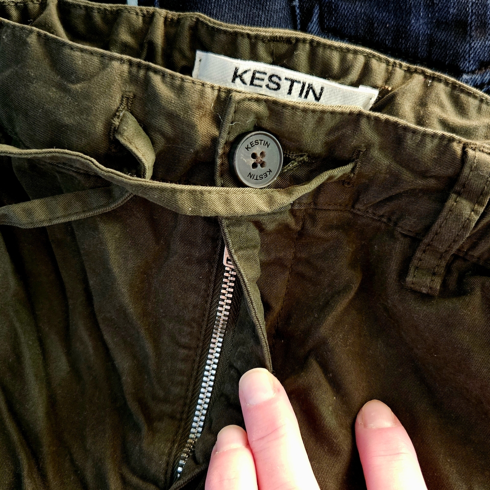 KESTIN brand Olive Green Men's Cargo Chinos Size M ORGANIC COTTON Designer